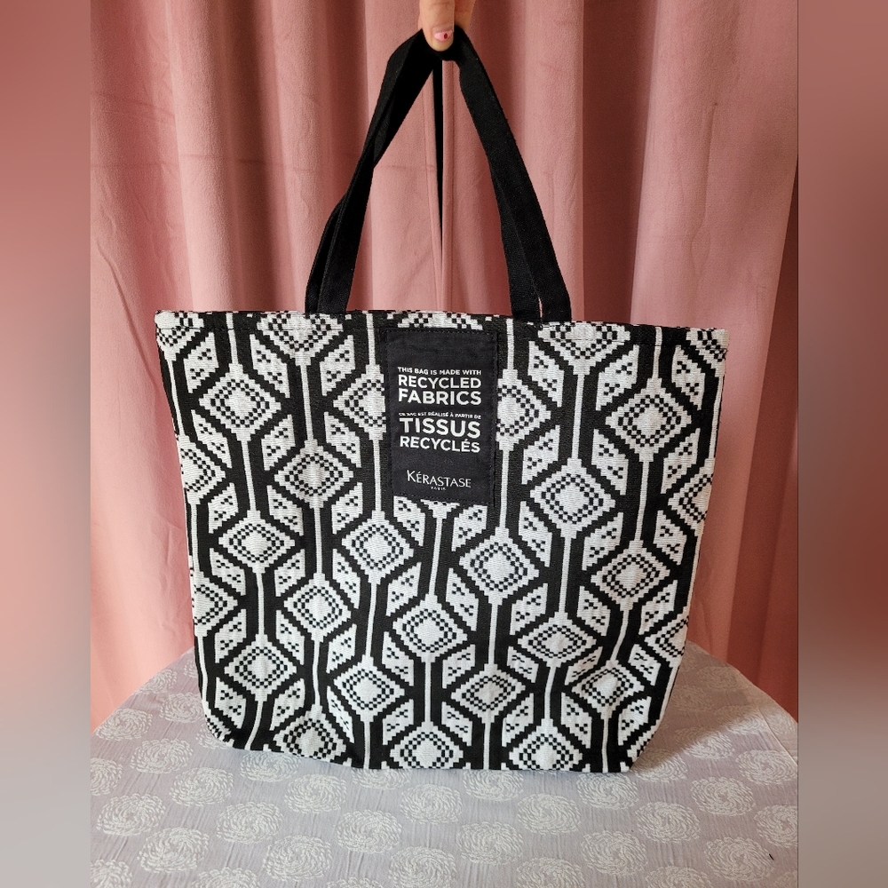 Kerastase Paris Geometric Tote